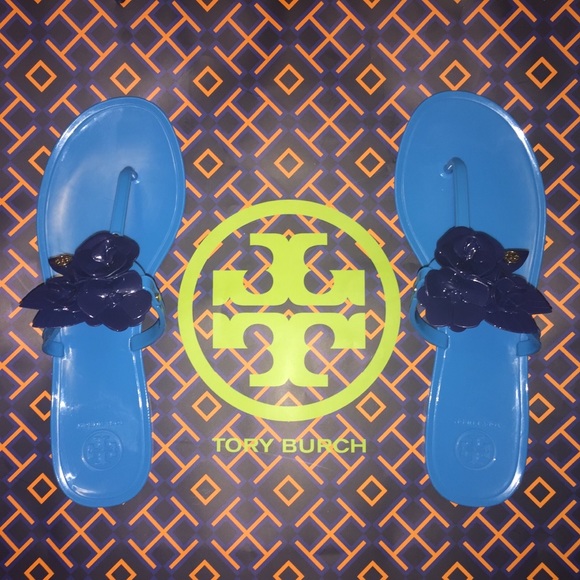 Tory Burch Shoes - TORY BURCH BLOSSOM JELLY THONGS